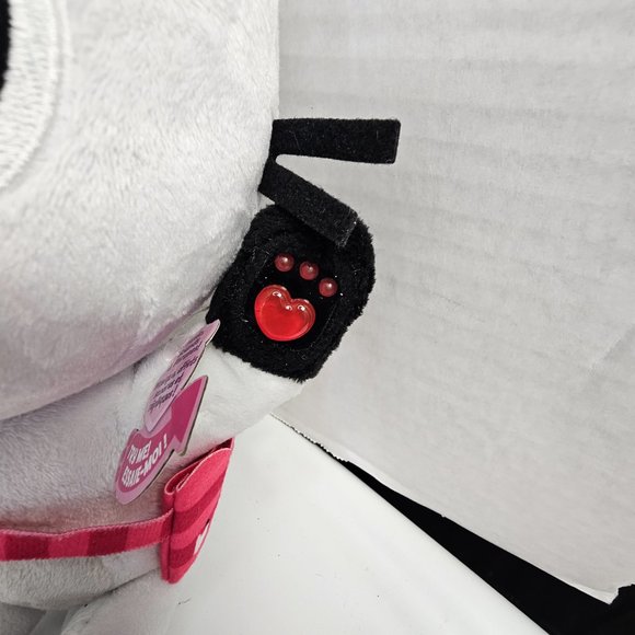 GABBY'S DOLLHOUSE TALKING PANDY PAWS PANDA - Picture 2 of 7